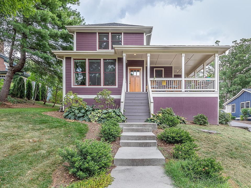 1st image of 62 Forest Hill Dr