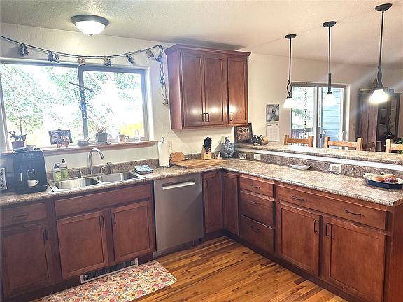 4th image of 127 Oak Ridge Circle UNIT 203