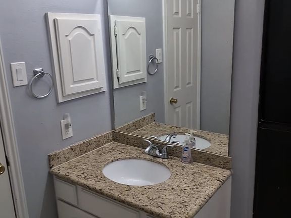 4th image of 13307 Scamp Dr