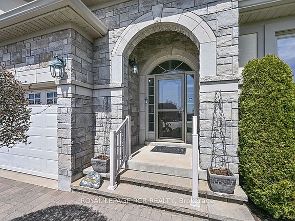 3rd image of 177 Ridge Way