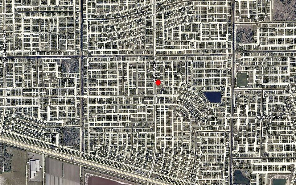 2nd image of 923 Bell Blvd S