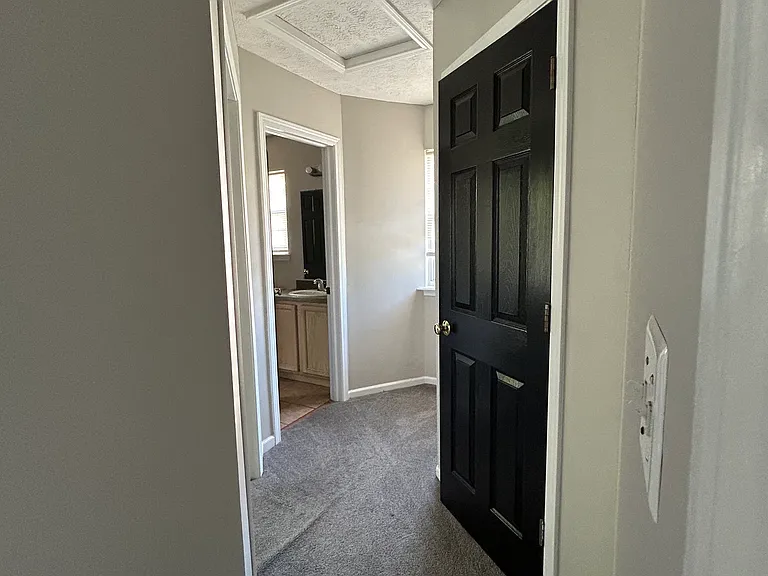 6211 Heisley Ave — Photo 6