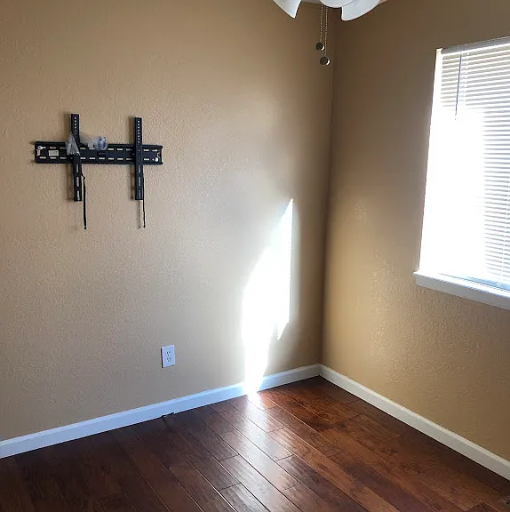 1370 Lavender Ct — Photo 5