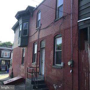 467 Crescent St, Harrisburg, PA, 17104