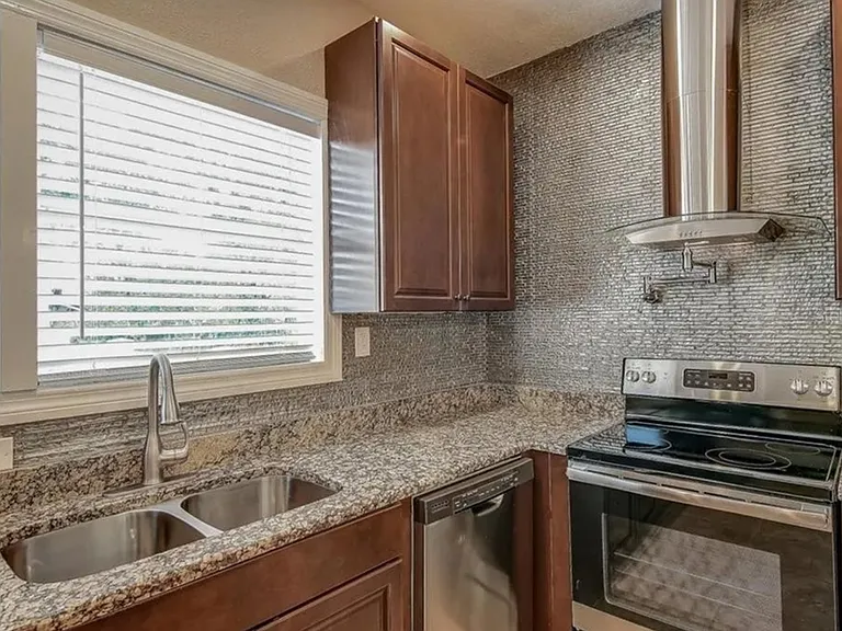 3625 E Mohawk Ave — Photo 7