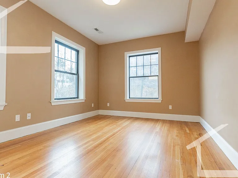 1592 Beacon St #3D — Photo 8