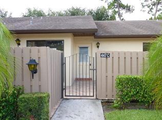 447 Pine Glen Ln APT C, Greenacres, FL 33463