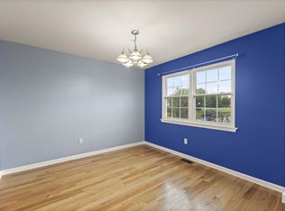 4272 Bedford Dr, Bethlehem, PA 18020