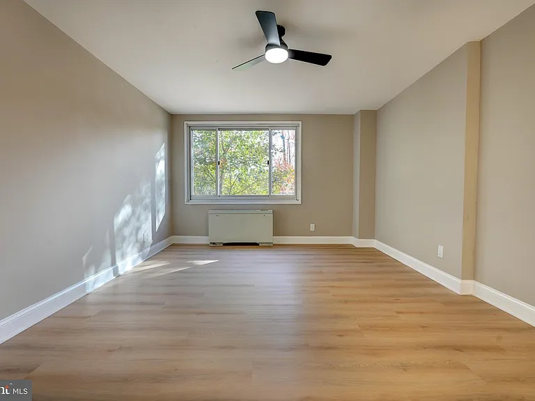 1900 Lyttonsville Rd #211 — Photo 24