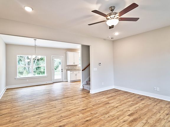5th image of 934 Kalu Dr Lot 1