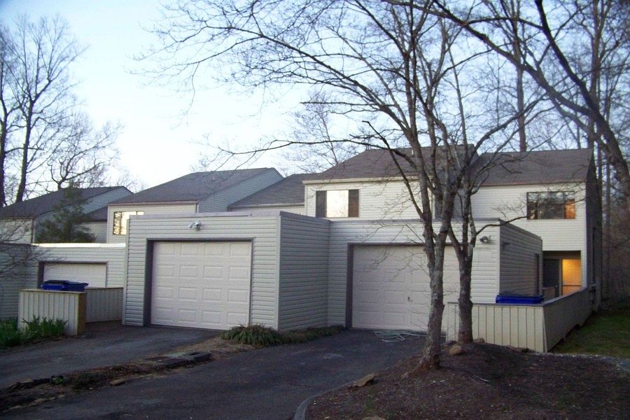 2nd image of 716 Idlewood Ln