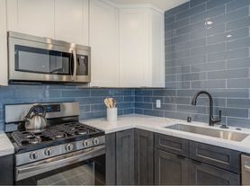 Stunning Remodeled Upstairs 2bd/2ba Unit In Pacific Beach! $3,995/Mo, 2 br / 2.0 ba, $3995