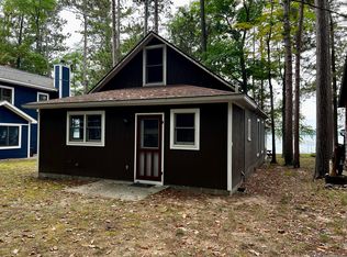 109 Chaney Point Dr, Roscommon, MI 48653