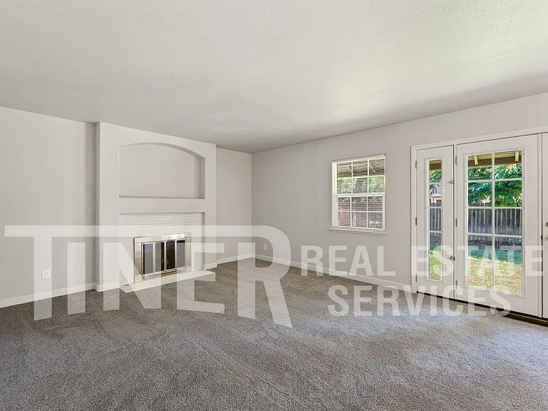 3804 Atwater Rd — Photo 2