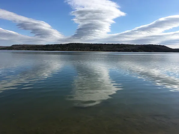 218 Clearwater Ct, Graford, TX 76449