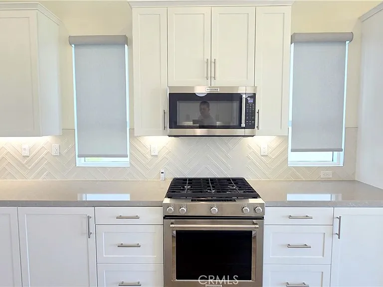 2245 Skylar Pl — Photo 7
