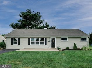 724 Locust Rd, Warminster, PA 18974