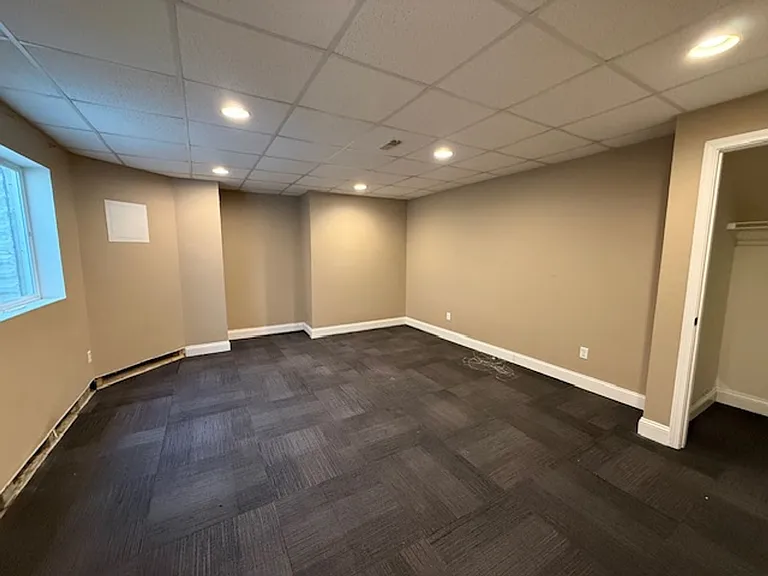 616 Wintergreen Dr — Photo 19