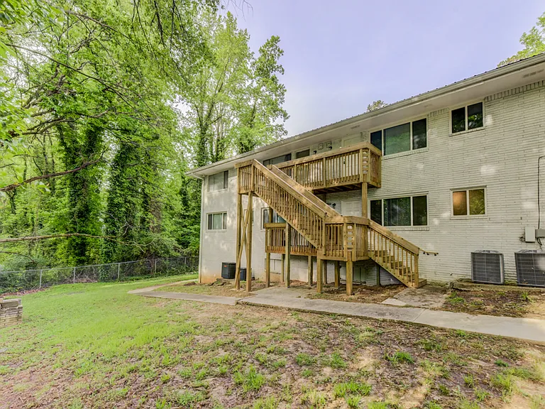 3547 Glenwood Rd #A — Photo 15