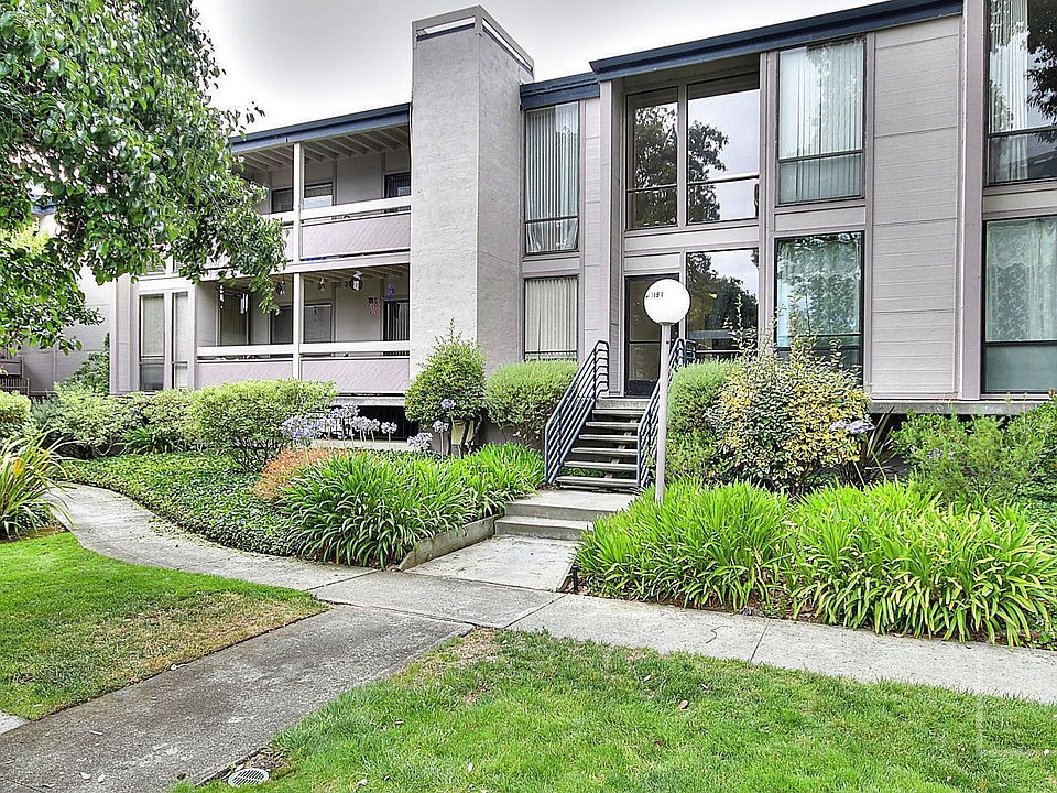 2nd image of 1191 Compass Ln #275