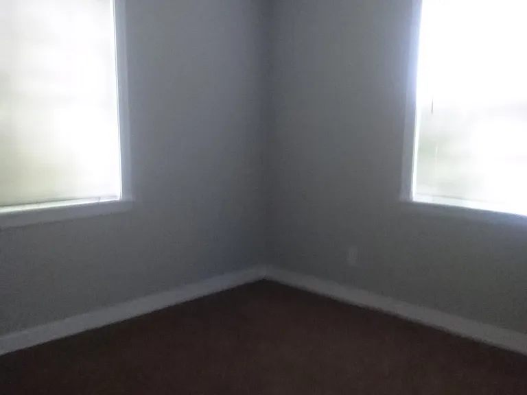 1013 E Louisiana St — Photo 10