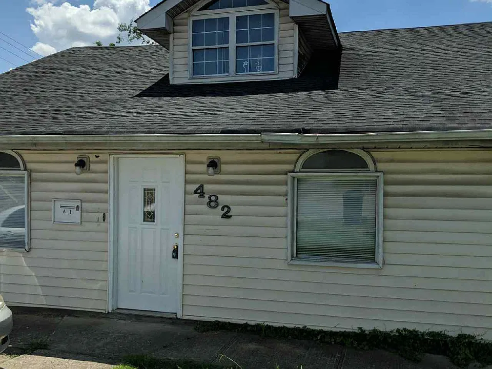 482 S Water Ave #B1