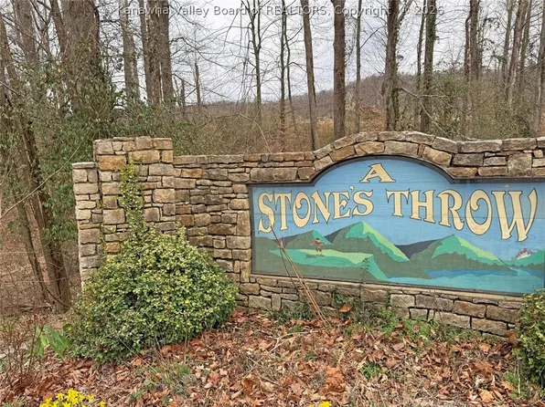 0-A Stones Throw St #18, Saint Albans, WV 25177