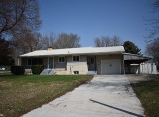 405 N Main St, Lake View, IA 50535
