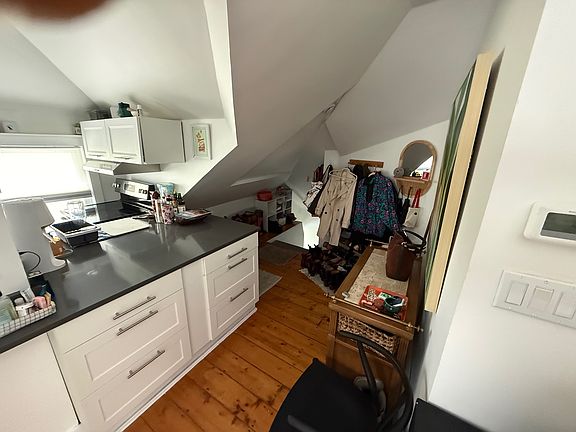 2nd image of 9 Addington Rd