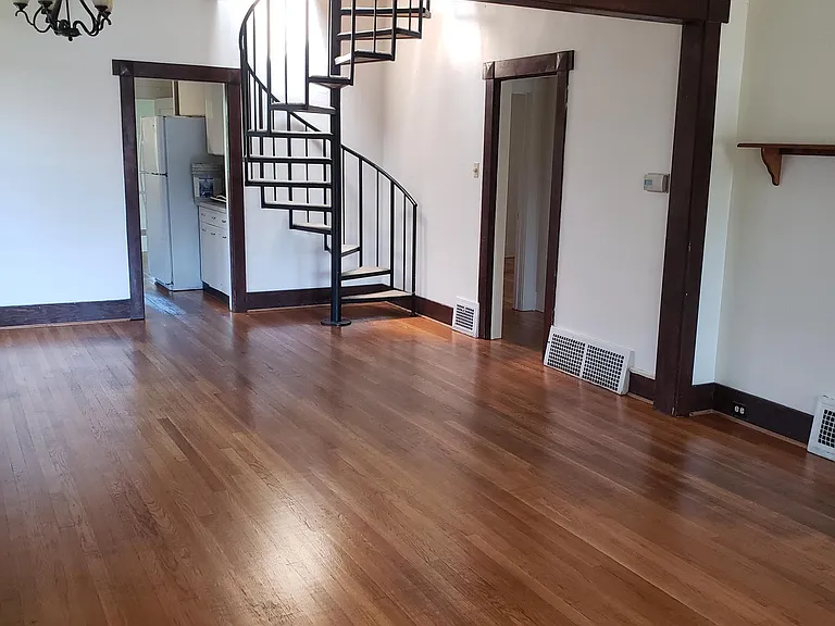 371 N Corona St — Photo 13