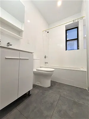 Rented by Oxford Property Group | media 11