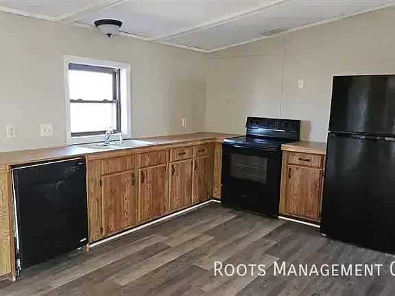 3rd image of 20828 Alliger Rd #80