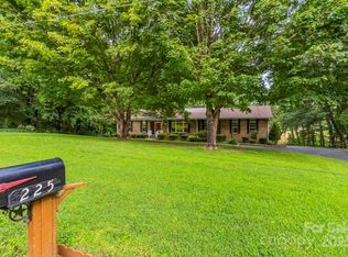 225 Oakmont Rd, Stanley, NC 28164