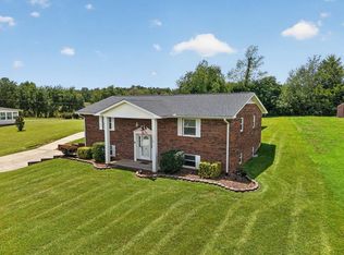 225 W Gate Dr, Baxter, TN 38544