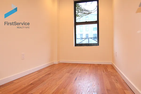 Rented by FirstService Realty (legacy) | media 39