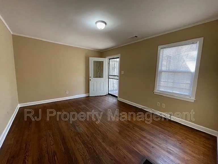 3542 Millington Rd — Photo 3