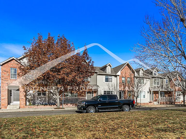 438 N Parkside Dr #A — Photo 3