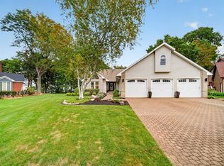119 Fox Hollow Ln, Erie, PA 16511