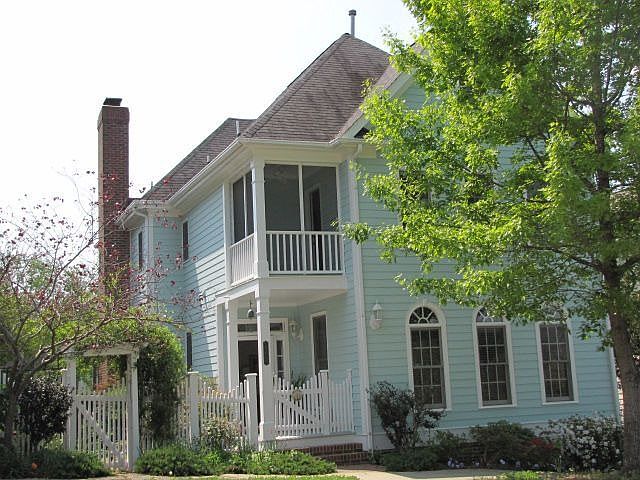 Charleston-style Architecture