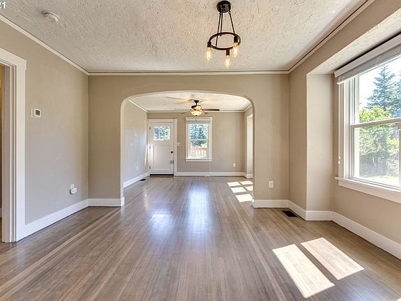 4th image of 2615 SE 342nd Ave