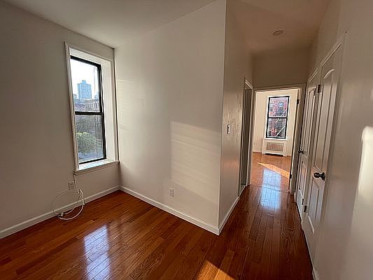 1st image of 203 E 94th St #4E