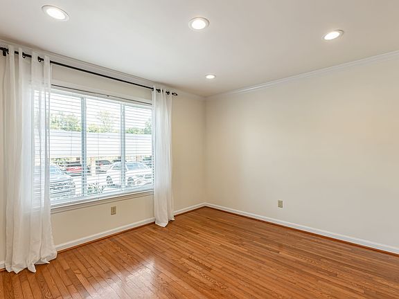 4th image of 4487 Post Pl APT 158