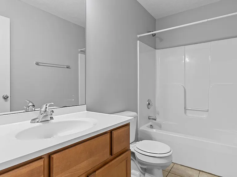 Pin Oak Villas Townhomes — Photo 31