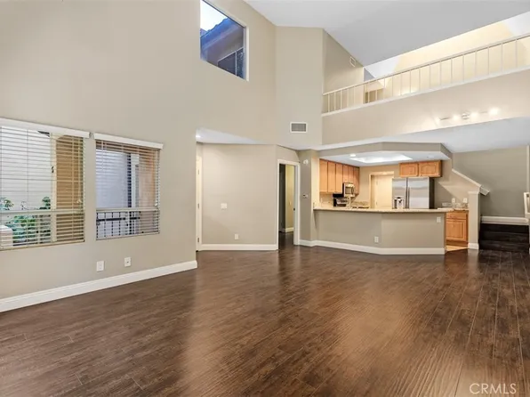 5 Corsica Dr, Newport Beach, CA 92660