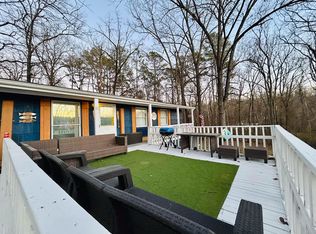 81 E Lakeshore Dr, Cherokee Village, AR 72529