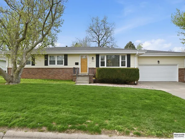 4941 Bancroft St, Omaha, NE 68106