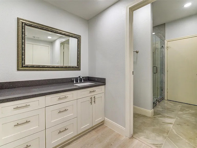 11711 Memorial Dr #534 — Photo 31