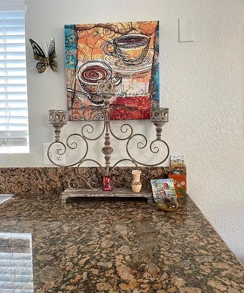 Kitchen granite countertops