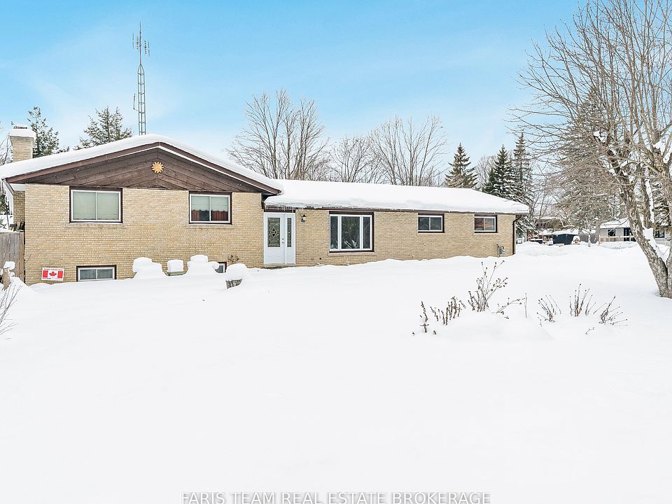 1st image of 807 Cook St