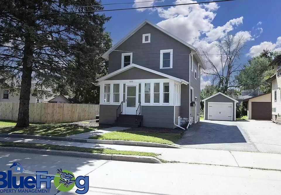 1st image of 655 W South Park Ave